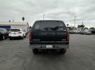 2005 GMC Sierra 2500HD Work Truck   - Photo 8 - Bakersfield, CA 93301