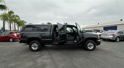 2005 GMC Sierra 2500HD Work Truck   - Photo 12 - Bakersfield, CA 93301