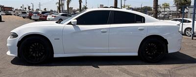 2019 Dodge Charger R/T - Photo 4 - Bakersfield, CA 93301