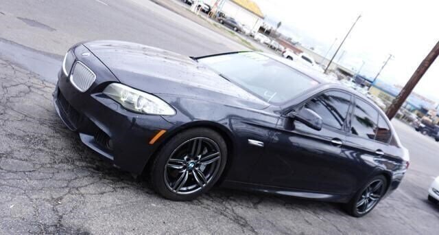 2013 2013 BMW 550i  