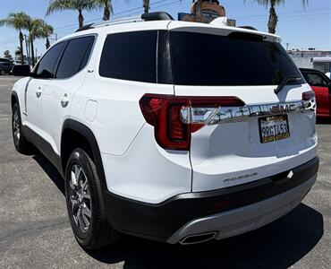 2023 GMC Acadia SLT - Photo 10 - Bakersfield, CA 93305