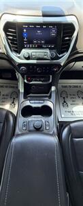 2023 GMC Acadia SLT - Photo 26 - Bakersfield, CA 93305