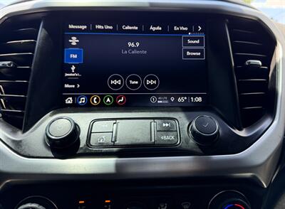 2023 GMC Acadia SLT - Photo 30 - Bakersfield, CA 93305