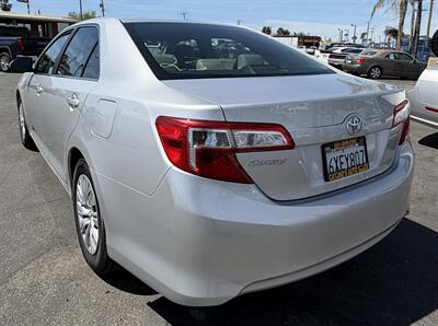2012 Toyota Camry LE   - Photo 8 - Bakersfield, CA 93305