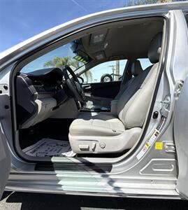 2012 Toyota Camry LE   - Photo 6 - Bakersfield, CA 93305