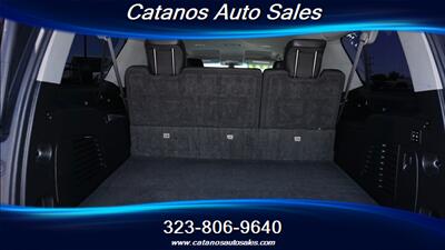 2020 Cadillac Escalade ESV Standard   - Photo 13 - Bakersfield, CA 93301