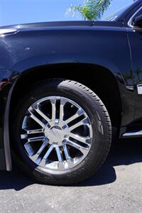 2020 Cadillac Escalade ESV Standard   - Photo 28 - Bakersfield, CA 93301
