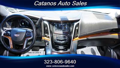 2020 Cadillac Escalade ESV Standard   - Photo 22 - Bakersfield, CA 93301