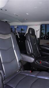 2020 Cadillac Escalade ESV Standard   - Photo 20 - Bakersfield, CA 93301