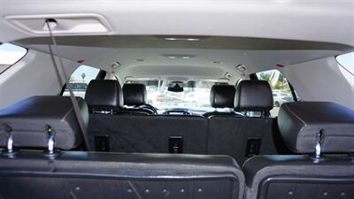 2021 Chevrolet Traverse LT Leather   - Photo 13 - Bakersfield, CA 93305