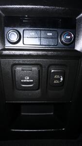 2021 Chevrolet Traverse LT Leather   - Photo 20 - Bakersfield, CA 93305