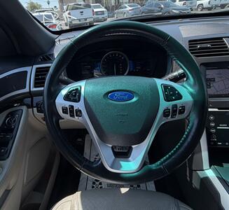 2013 Ford Explorer Limited   - Photo 26 - Bakersfield, CA 93305