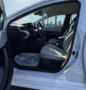 2022 Toyota Corolla LE - Photo 6 - Bakersfield, CA 93301