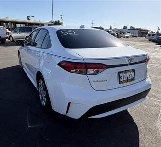 2022 Toyota Corolla LE - Photo 9 - Bakersfield, CA 93301