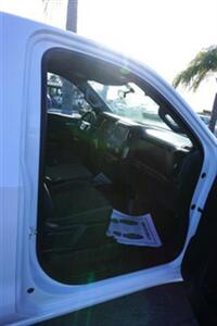 2020 GMC Sierra 1500 Base Long Box 2WD 4.3L V6 OHV 12V 6-Speed Automati   - Photo 5 - Bakersfield, CA 93301