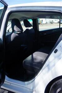 2017 Toyota Prius Two   - Photo 7 - Bakersfield, CA 93305