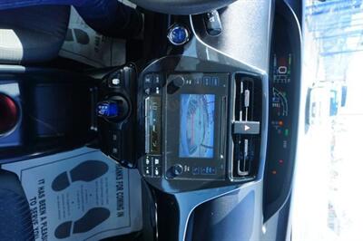 2017 Toyota Prius Two   - Photo 11 - Bakersfield, CA 93305