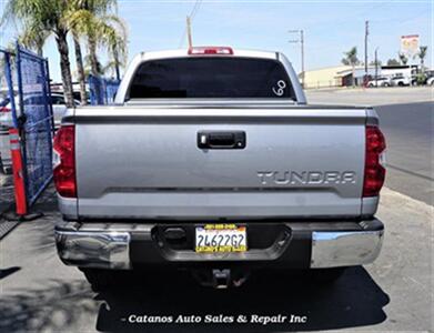 2017 Toyota 4Runner Tundra SR5: Crew Max 2WD 5.7-Liter V-8   - Photo 3 - Bakersfield, CA 93305