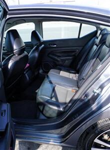 2021 Nissan Altima 2.5 SR   - Photo 7 - Bakersfield, CA 93301