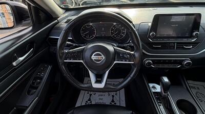 2022 Nissan Altima 2.5 SR   - Photo 20 - Bakersfield, CA 93301