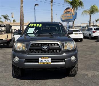 2011 Toyota Tacoma PreRunner V6 - Photo 2 - Bakersfield, CA 93305