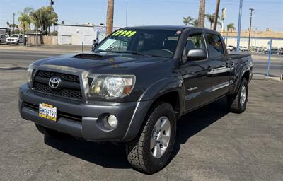 2011 Toyota Tacoma PreRunner V6 - Photo 3 - Bakersfield, CA 93305