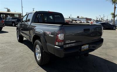 2011 Toyota Tacoma PreRunner V6 - Photo 8 - Bakersfield, CA 93305