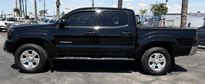 2014 Toyota Tacoma PreRunner V6   - Photo 4 - Bakersfield, CA 93305