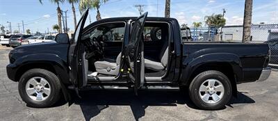 2014 Toyota Tacoma PreRunner V6   - Photo 5 - Bakersfield, CA 93305