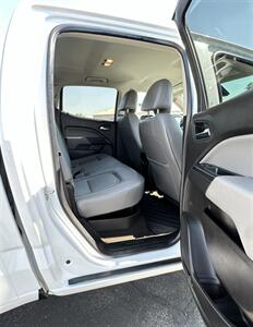 2015 Chevrolet Colorado LT   - Photo 15 - Bakersfield, CA 93301