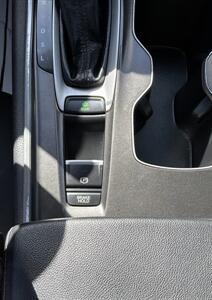 2019 Honda CR-V LX - Photo 23 - Bakersfield, CA 93305