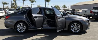 2019 Honda CR-V LX - Photo 16 - Bakersfield, CA 93305