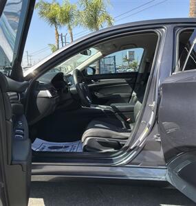 2019 Honda CR-V LX - Photo 6 - Bakersfield, CA 93305