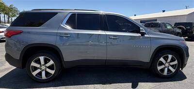 2019 Chevrolet Traverse LT Leather - Photo 17 - Bakersfield, CA 93305