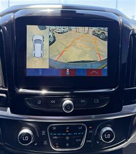 2019 Chevrolet Traverse LT Leather - Photo 32 - Bakersfield, CA 93305