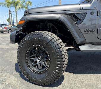 2021 Jeep Gladiator CALIFORNIA EDITION - Photo 25 - Bakersfield, CA 93305