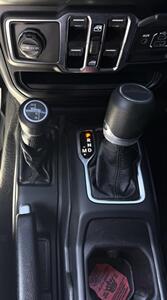 2021 Jeep Gladiator CALIFORNIA EDITION - Photo 23 - Bakersfield, CA 93305