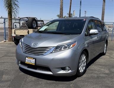 2017 Toyota Sienna Limited Premium 7-Passeng - Photo 3 - Bakersfield, CA 93305