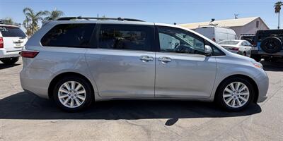 2017 Toyota Sienna Limited Premium 7-Passeng - Photo 19 - Bakersfield, CA 93305