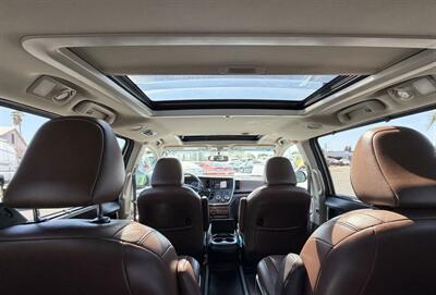 2017 Toyota Sienna Limited Premium 7-Passeng - Photo 25 - Bakersfield, CA 93305