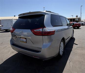 2017 Toyota Sienna Limited Premium 7-Passeng - Photo 18 - Bakersfield, CA 93305