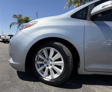 2017 Toyota Sienna Limited Premium 7-Passeng - Photo 31 - Bakersfield, CA 93305