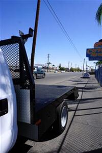 2004 Ford F-450 Regular Cab 2WD DRW   - Photo 4 - Bakersfield, CA 93305