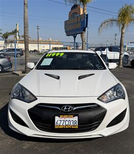 2013 Hyundai Genesis Coupe 2.0T   - Photo 2 - Bakersfield, CA 93305
