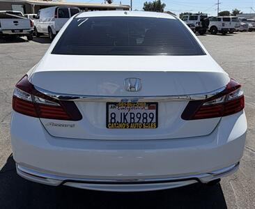 2016 Honda Accord EX-L w/Navi w/Honda Sensi   - Photo 10 - Bakersfield, CA 93305