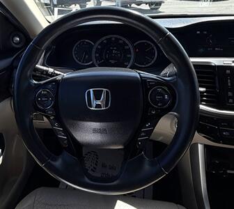 2016 Honda Accord EX-L w/Navi w/Honda Sensi   - Photo 21 - Bakersfield, CA 93305