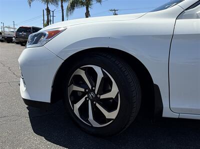 2016 Honda Accord EX-L w/Navi w/Honda Sensi   - Photo 26 - Bakersfield, CA 93305
