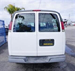 2002 Chevrolet Express 3500 Extended   - Photo 4 - Bakersfield, CA 93305