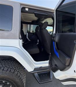 2015 Jeep Wrangler Unlimited Sport   - Photo 20 - Bakersfield, CA 93301