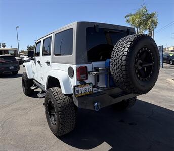 2015 Jeep Wrangler Unlimited Sport   - Photo 7 - Bakersfield, CA 93301